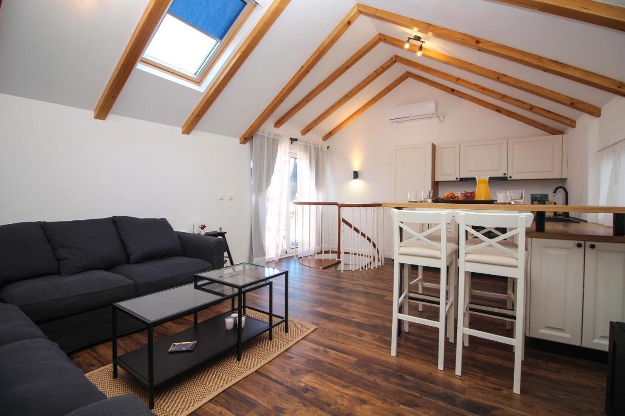 Ghetto Apartment Primosten Luaran gambar