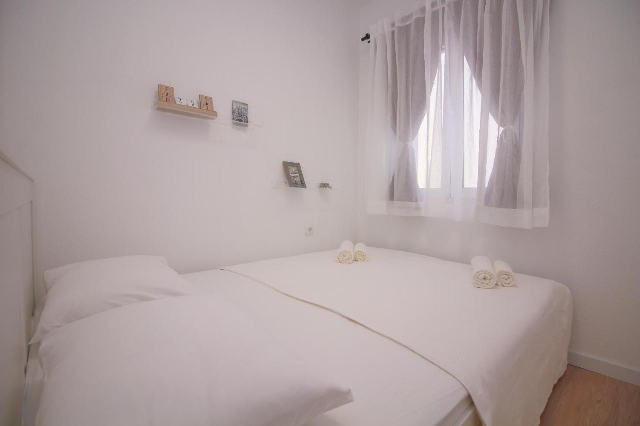 Ghetto Apartment Primosten Luaran gambar